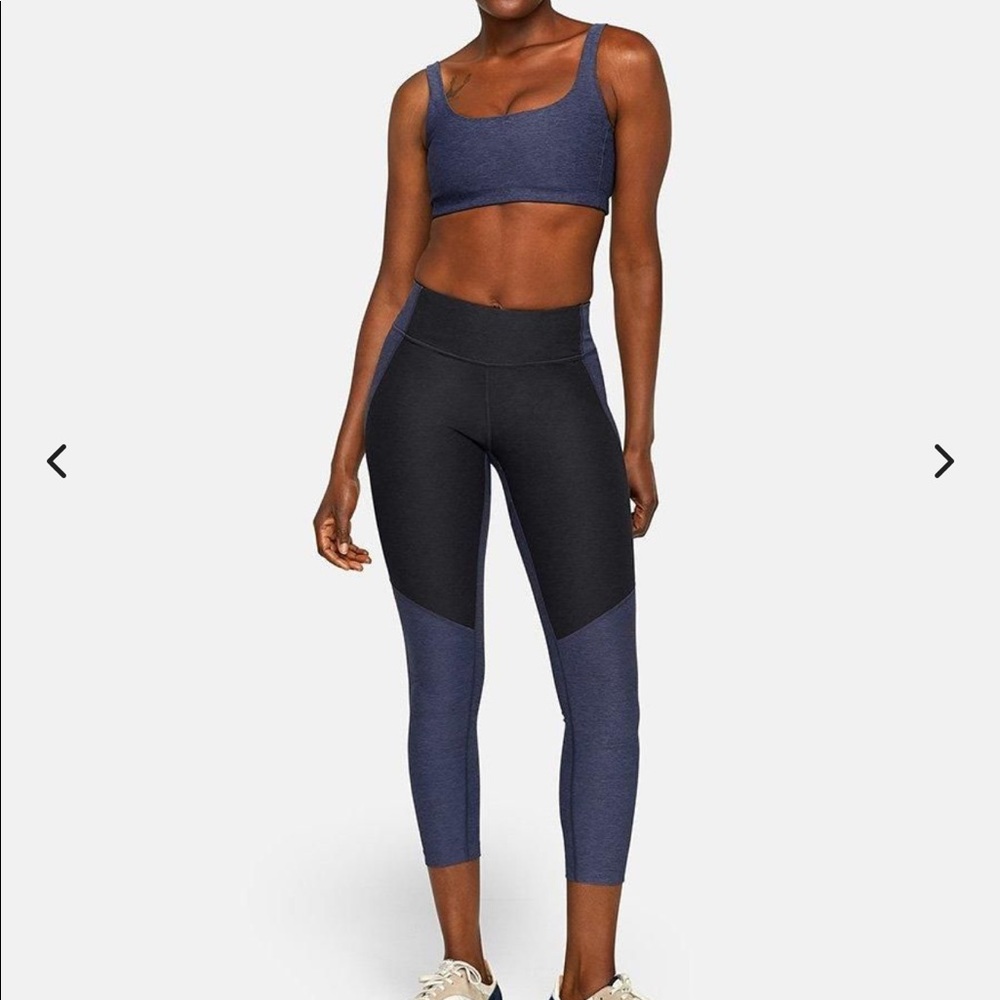 Outdoor voices set - 3/4 two tone leggings & bra